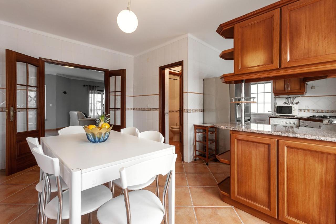 Ocean Breeze Villa Atouguia Da Baleia Kültér fotó