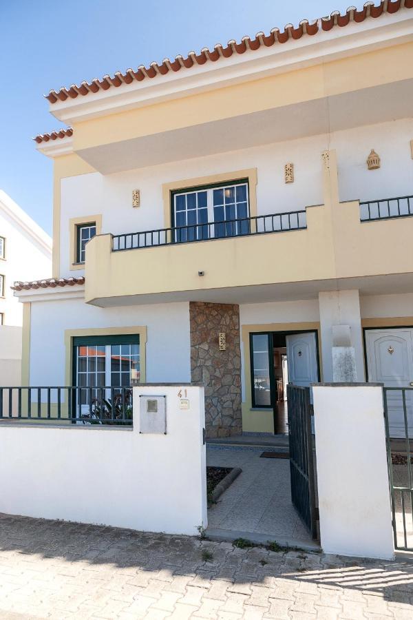 Ocean Breeze Villa Atouguia Da Baleia Kültér fotó